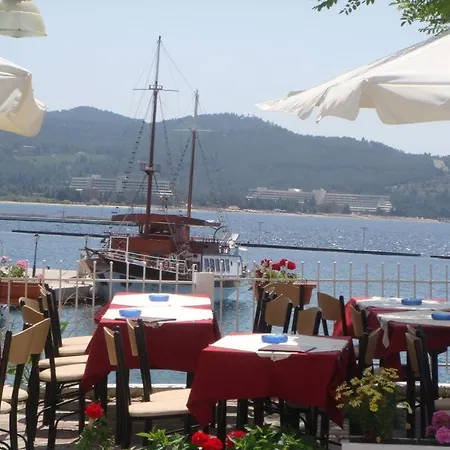 Gasthof In Bb - Welcome To Petunia, In Neos-marmaras,xalkidiki ,greece, Double 7